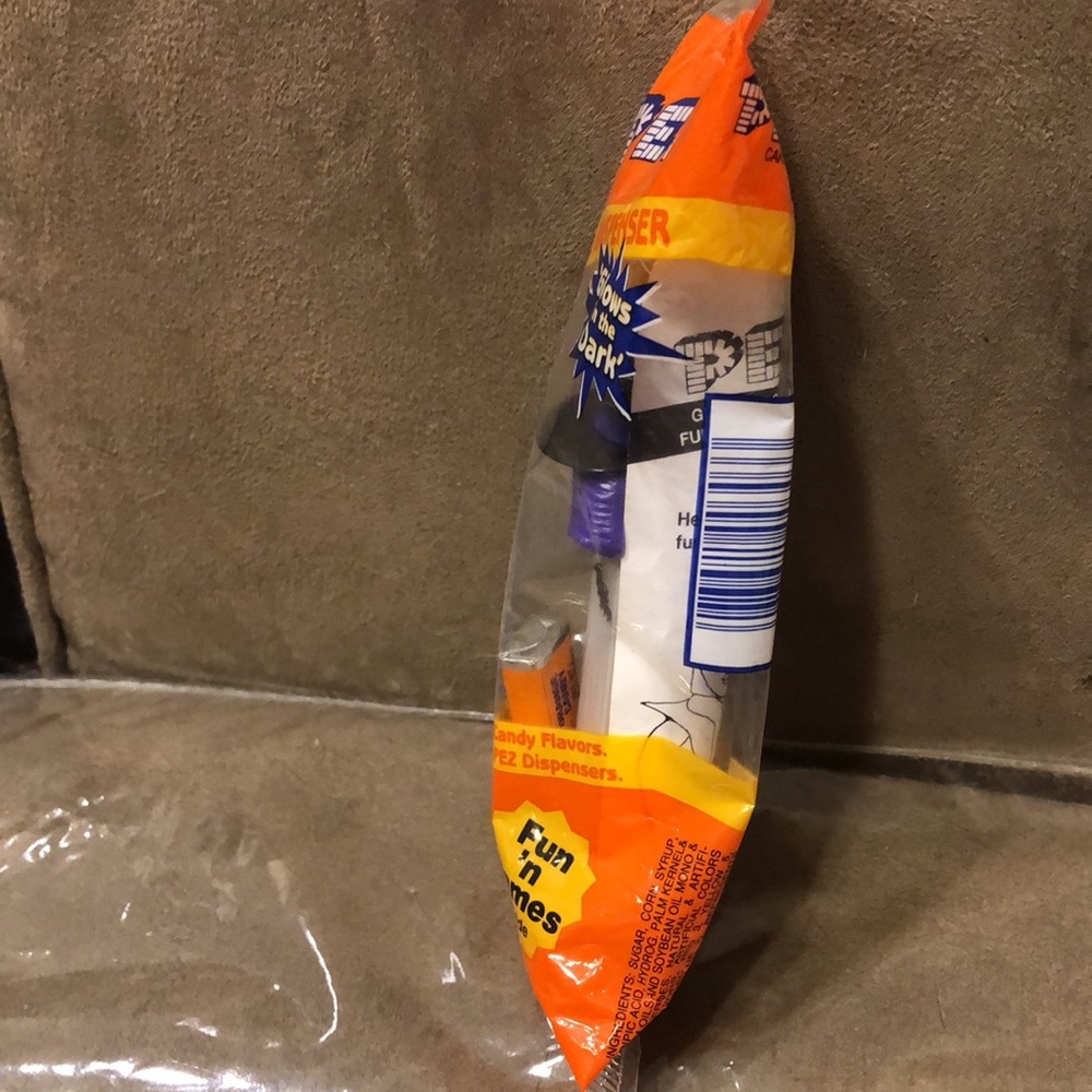 PEZ 🥳HP🥳 Vintage Halloween Witch Candy & Dispenser 🧙‍♀️ - Picture 6 of 7